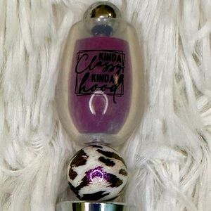 “Kinda Classy Kinda Hood” Wine Bottle Stopper